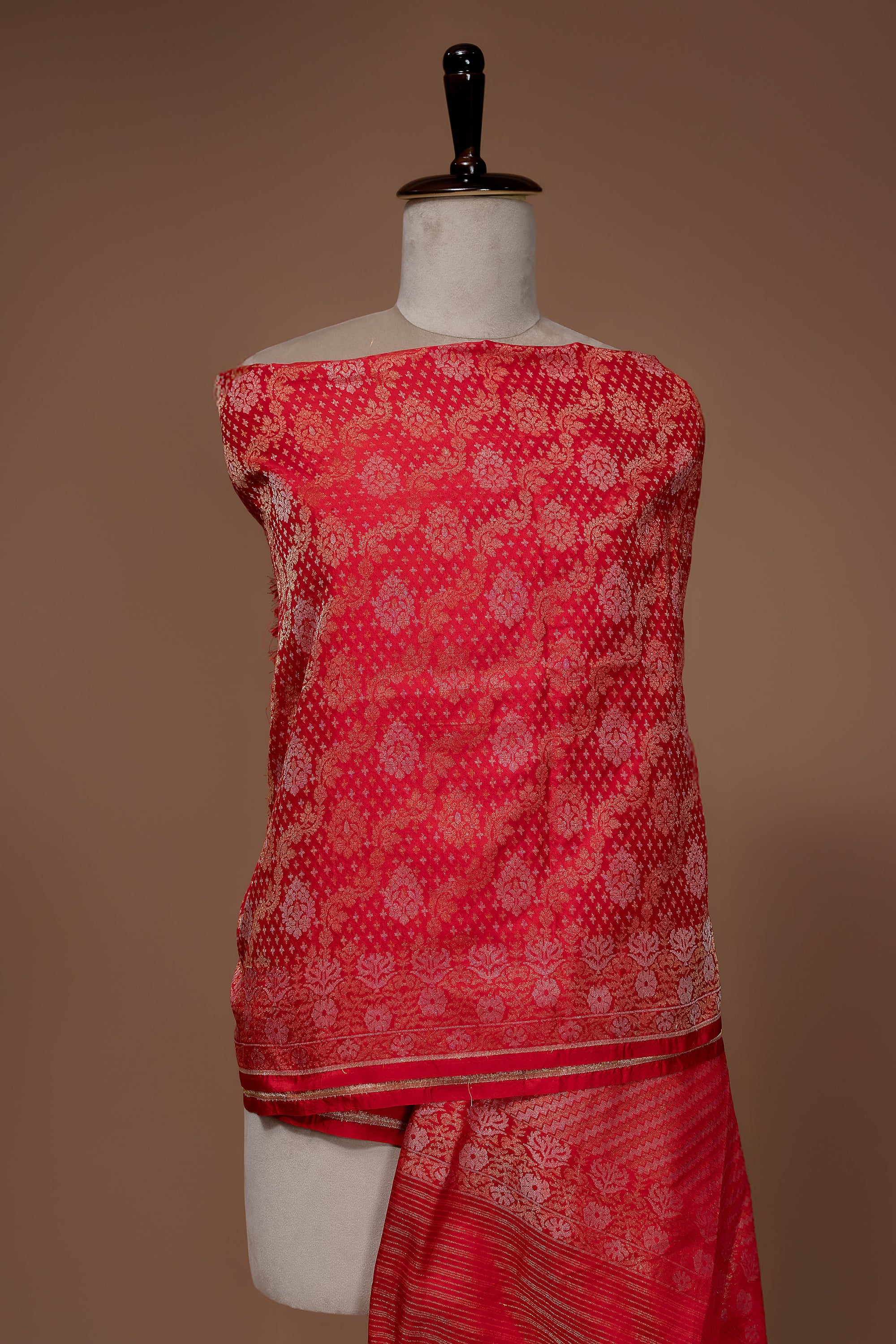 Handwoven Jamdani Silk Dupatta