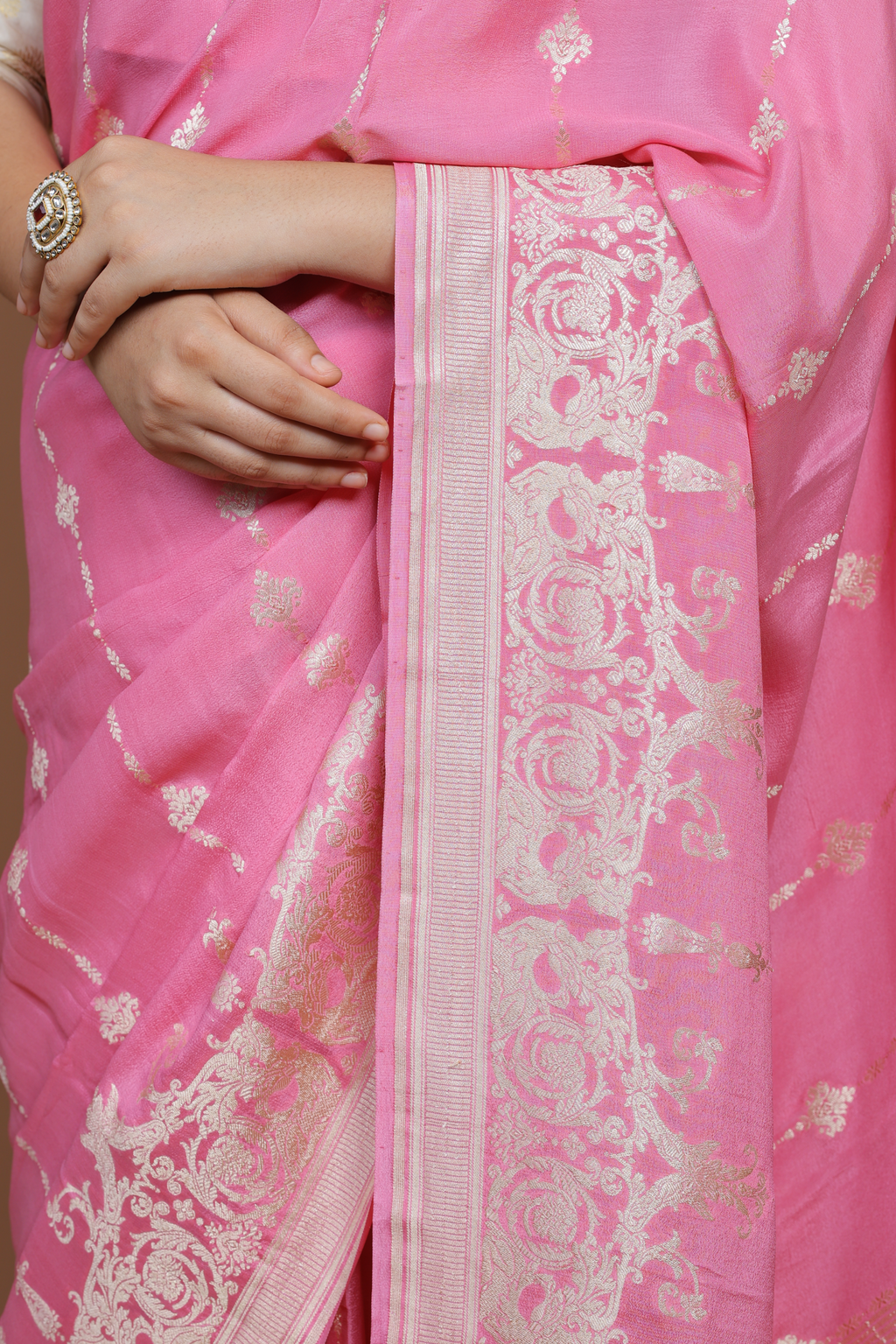 Banarasi Handwoven Crepe Georgette Sari