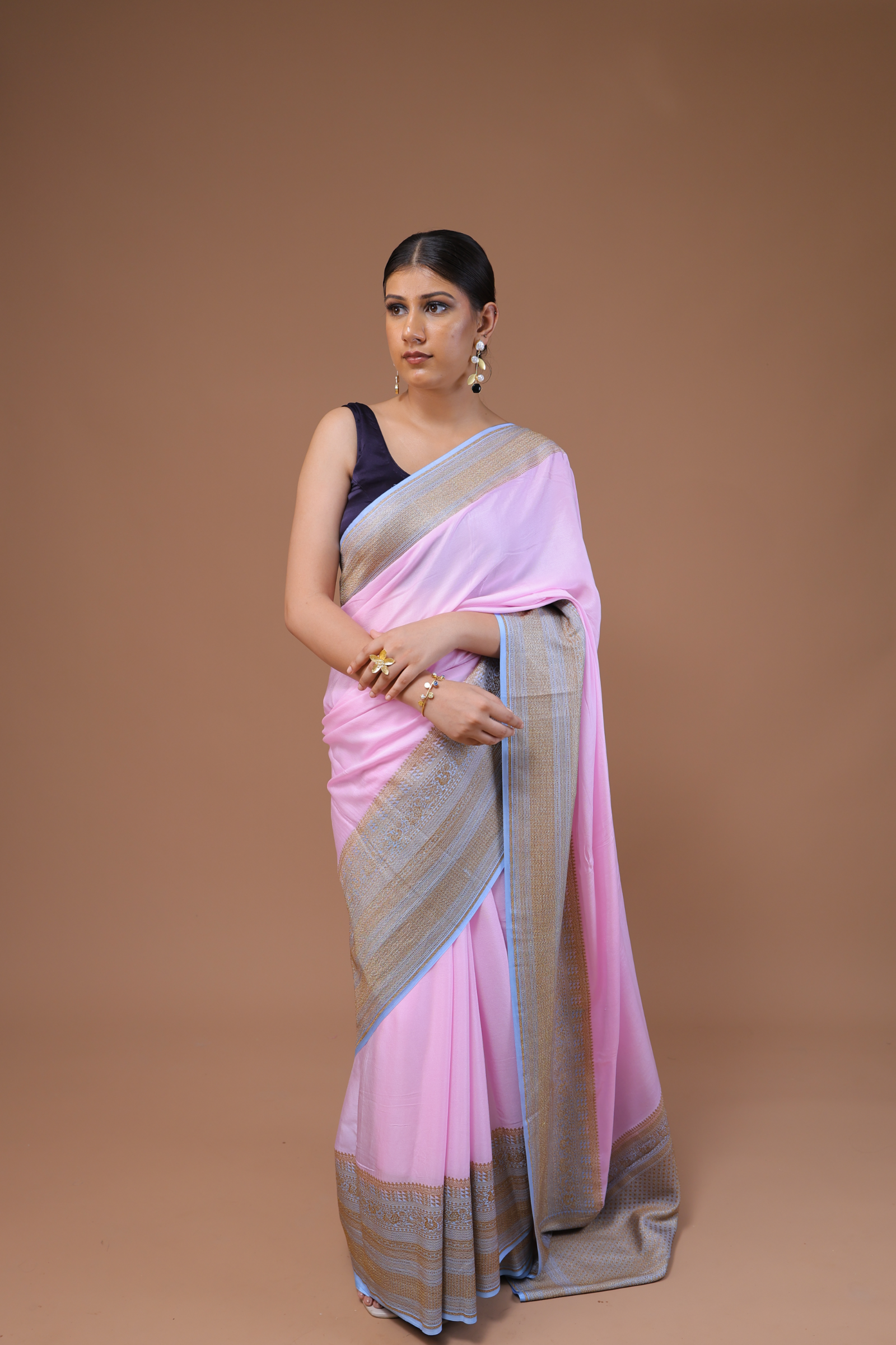 Banarasi Handwoven Crepe Georgette Sari With Contrast Border