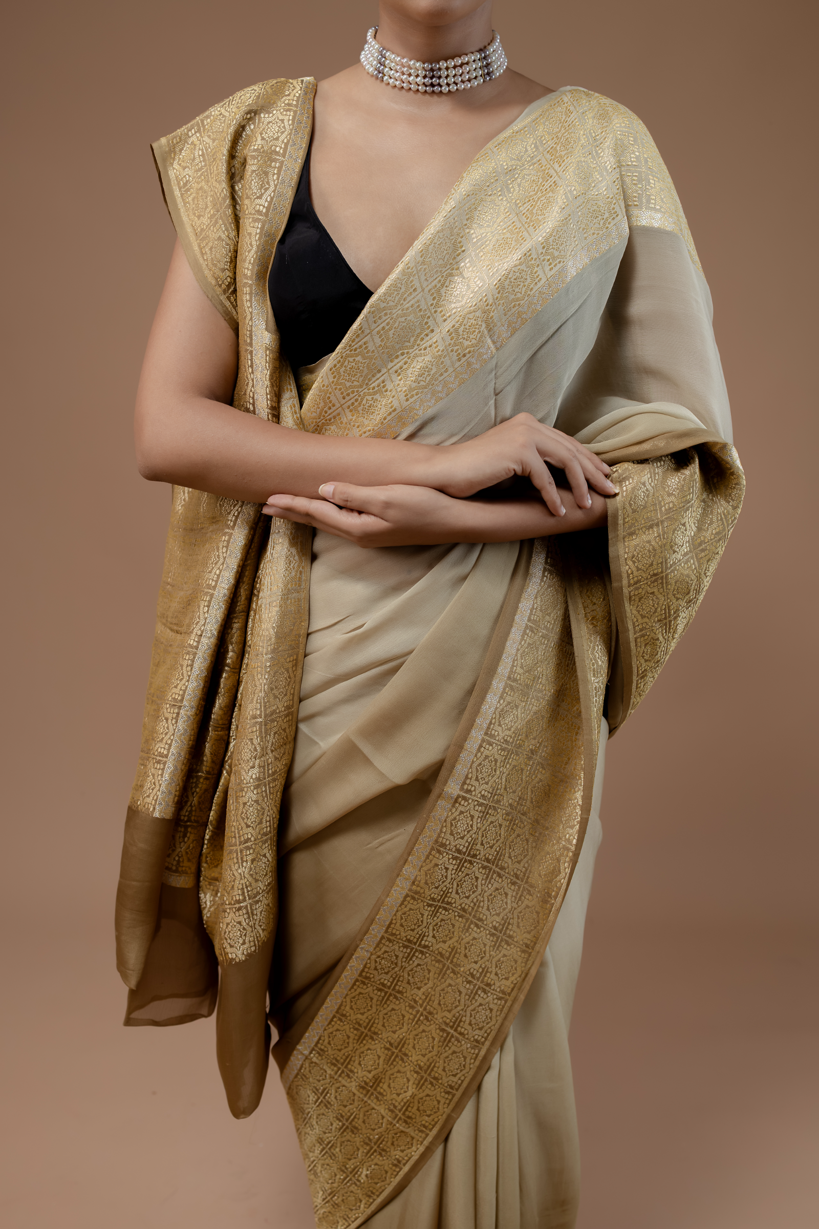 Banarasi Handwoven Crepe Georgette, Hand Dyed Ombre Sari