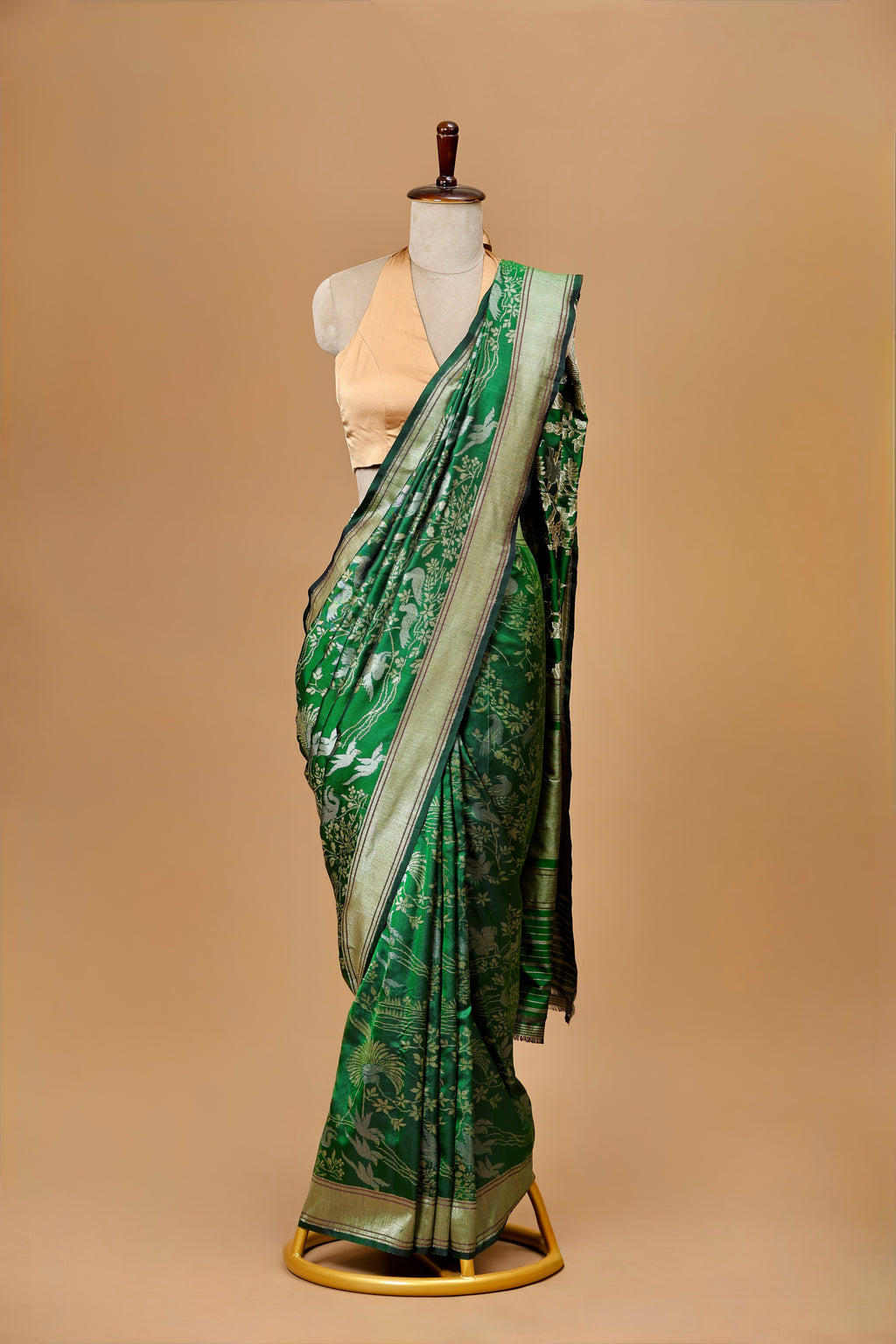 handwoven Emerald Green Silk Jamdani Sari