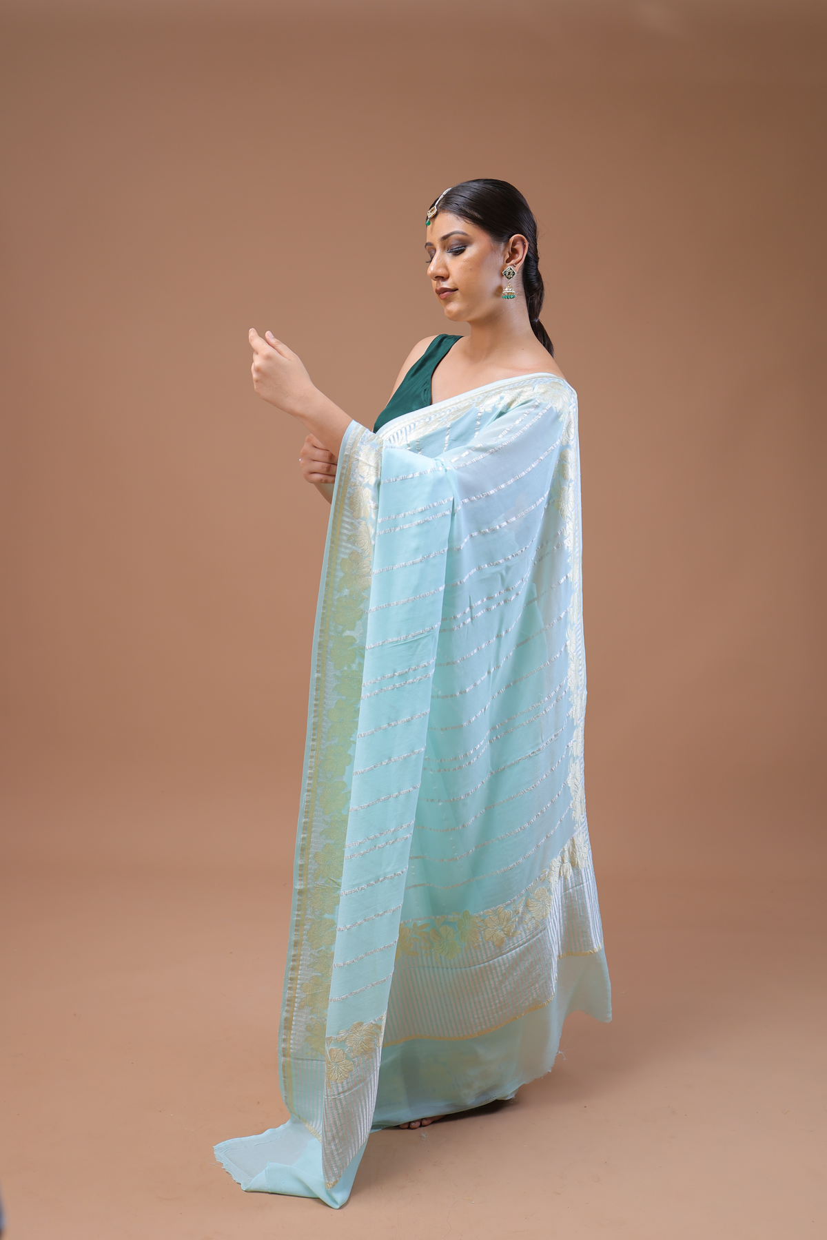 Banarasi Sea Green Handwoven Khaddi Georgette Sari