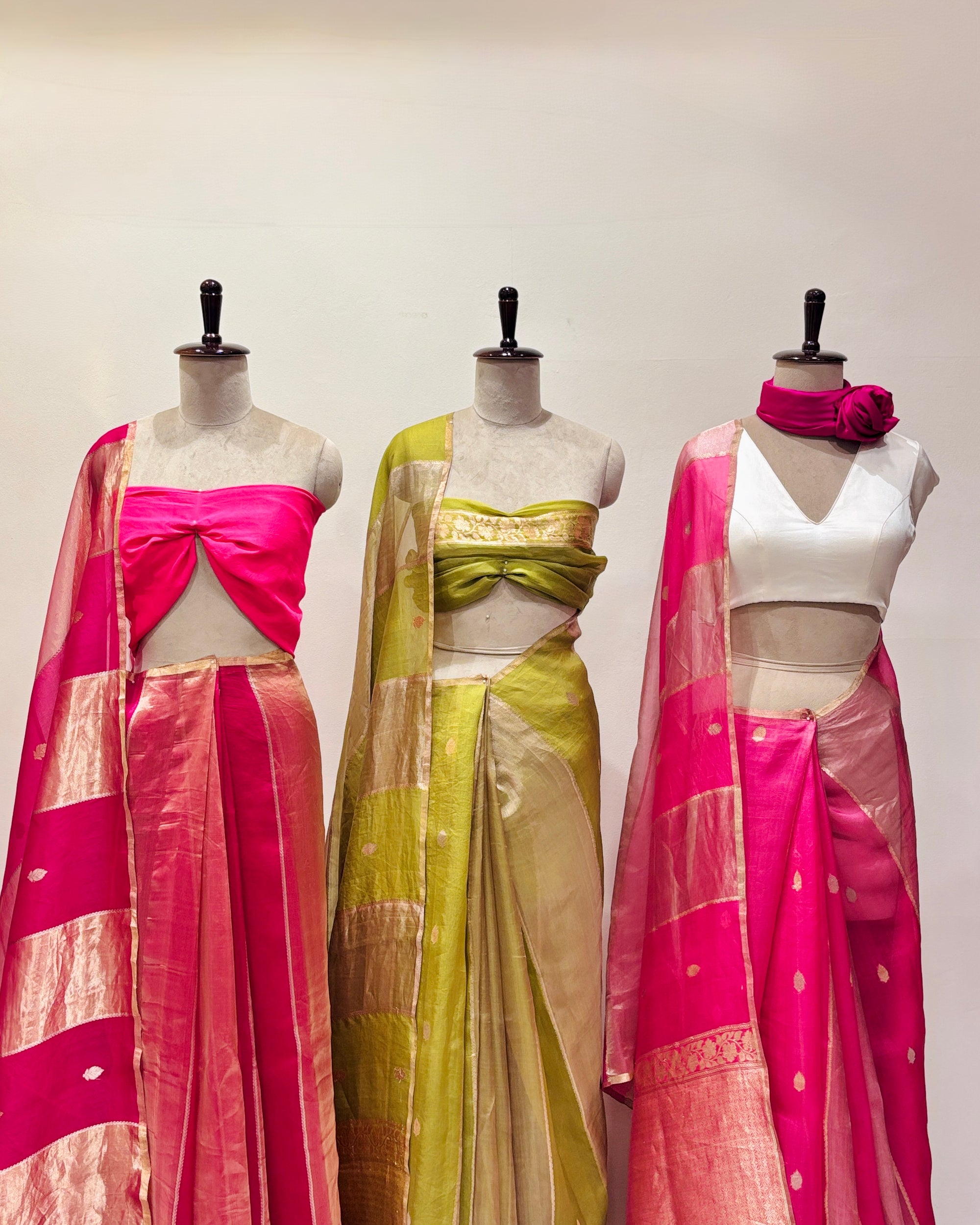 Banarasi handwoven fuschia tissue organza saree