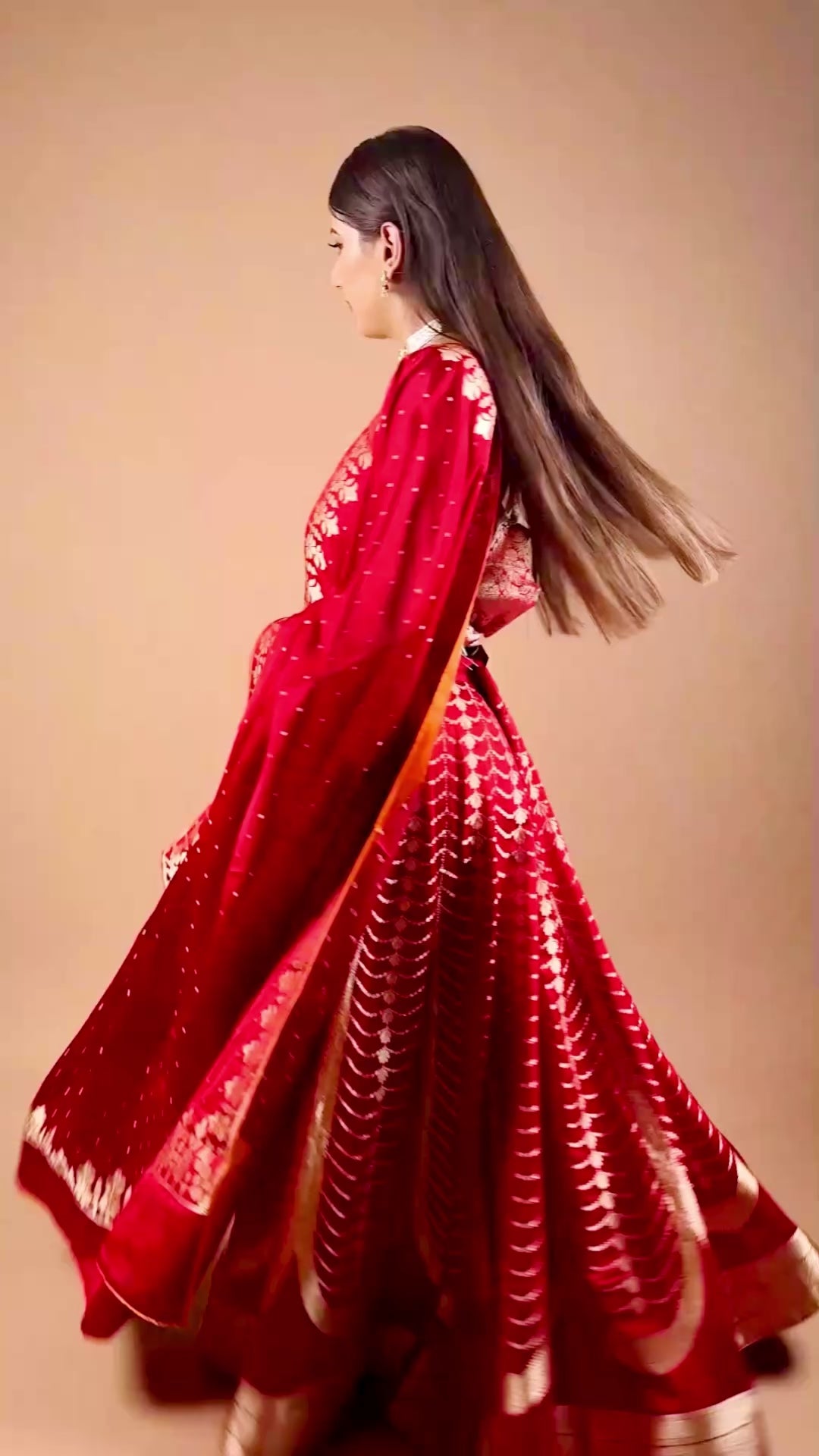 Banarasi Red Handwoven Silk Lehenga