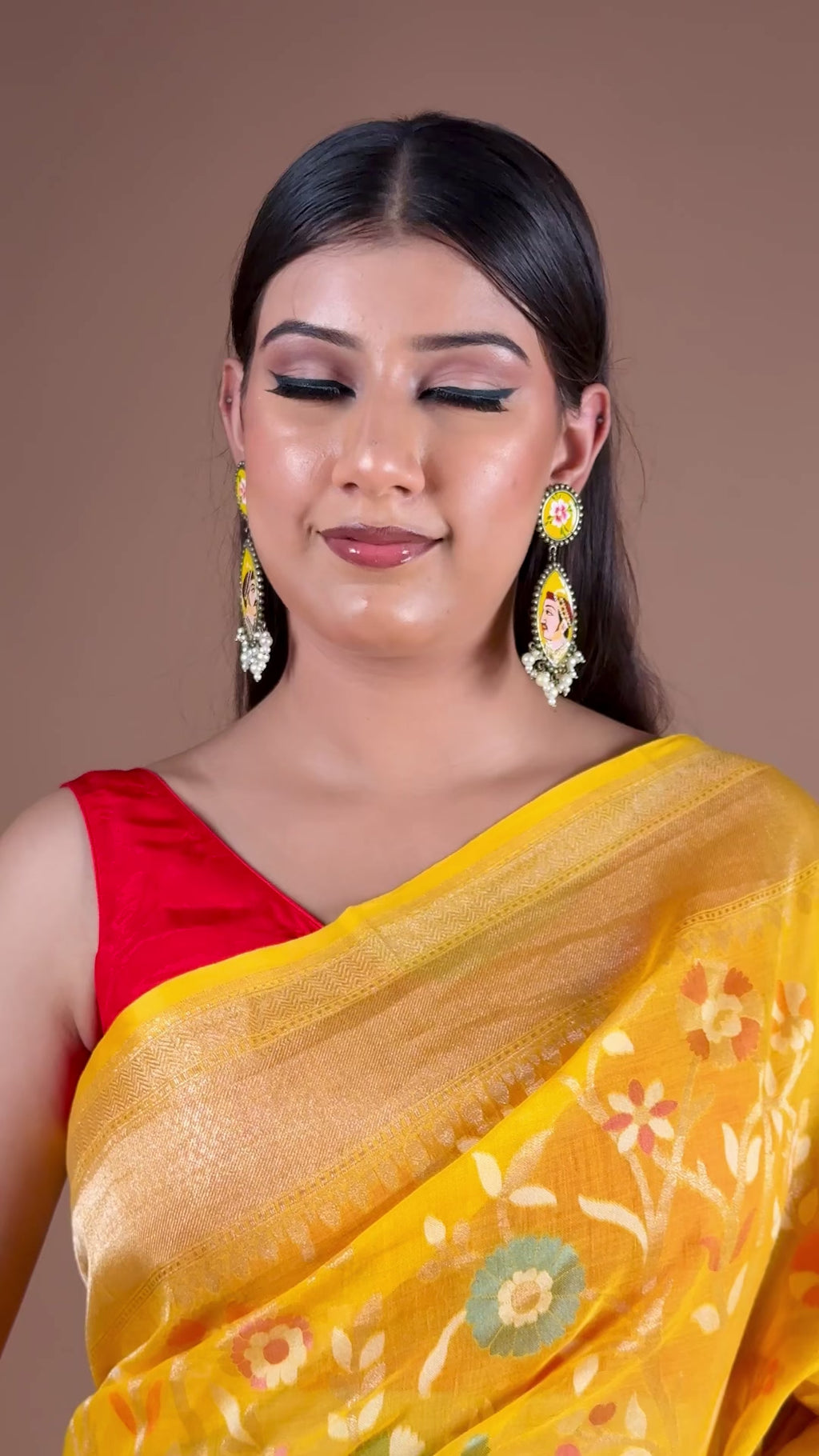 Banarasi Yellow Handwoven Cotton Jamdani Sari, Peetambari