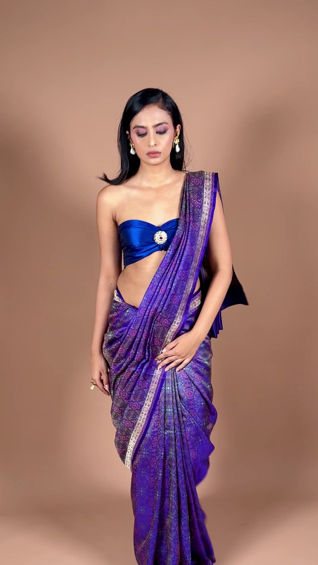 Handwoven Blue Jamawar Sari
