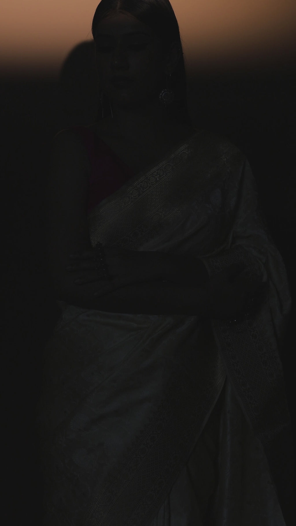 Banarasi Off White Handwoven Kadwa Jaal Silk Sari