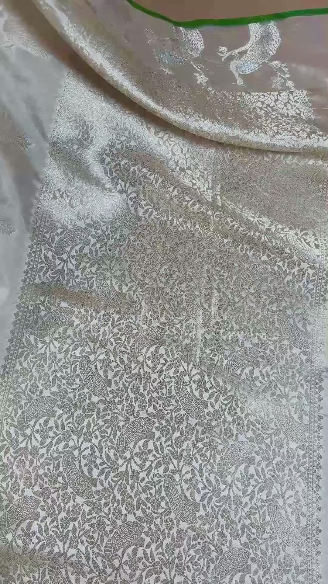 Banarasi Off-White Handwoven Chiniya Silk Sari